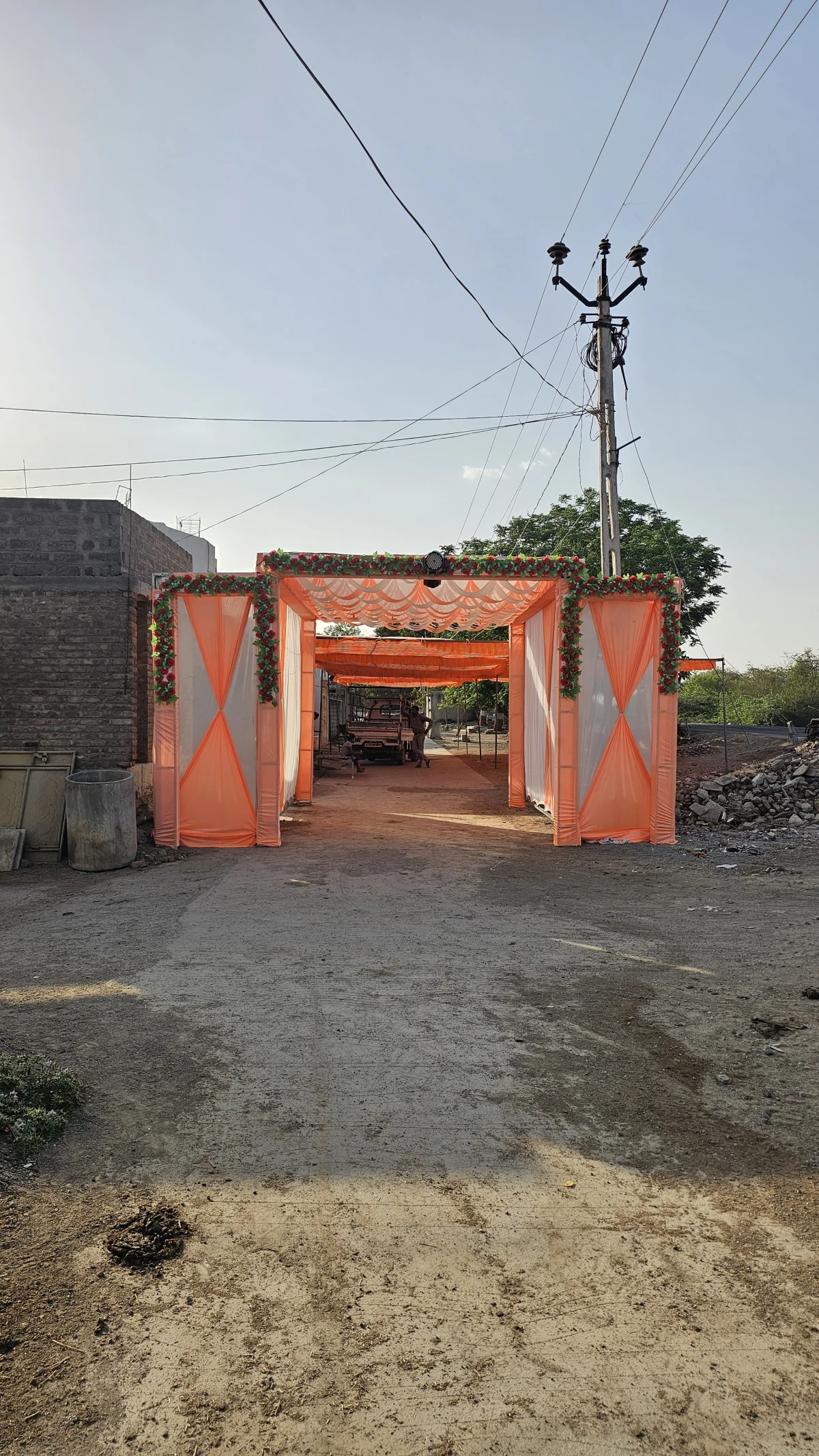 Entry Gate 8 image 2