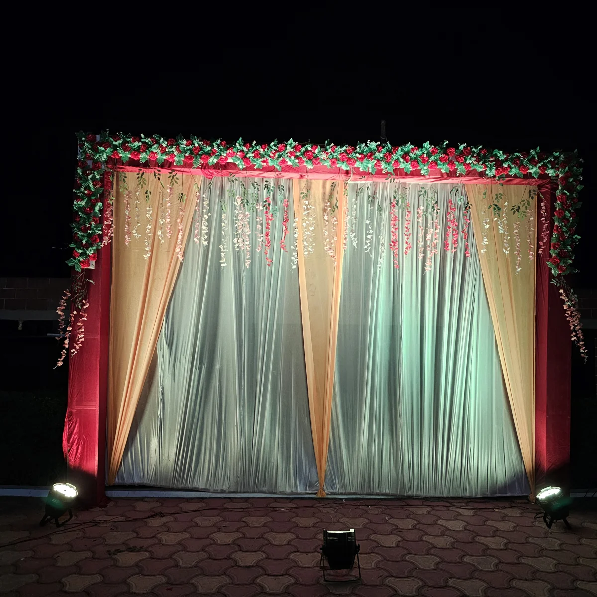 Entry Gate 6 image 3
